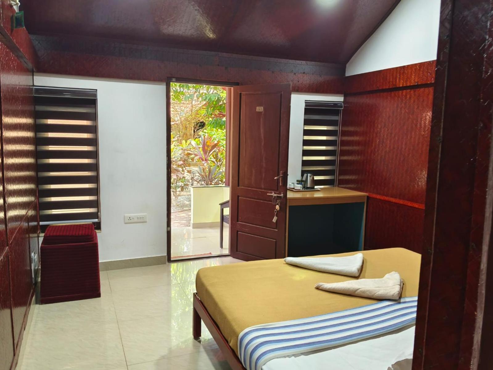 Savithri Inn Cottage Varkala Exterior foto